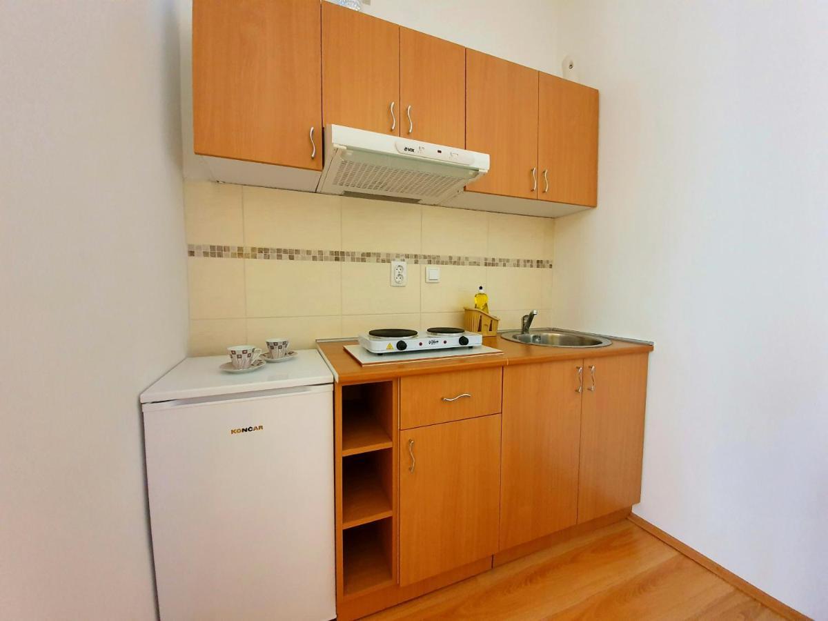 Nilena apartmani Semendria Exterior foto